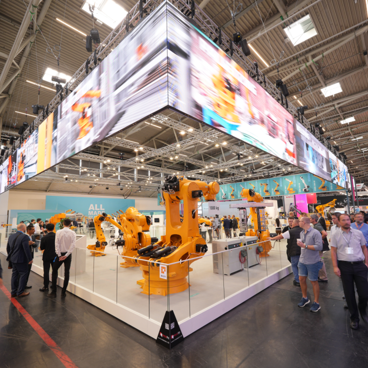 现场直击 | 钱柜qg777全品类机械人亮相德国Automatica